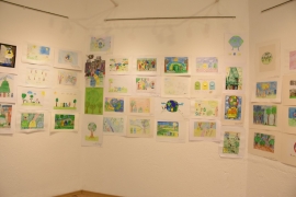 300 детски рисунки на тема екология в ГХГ